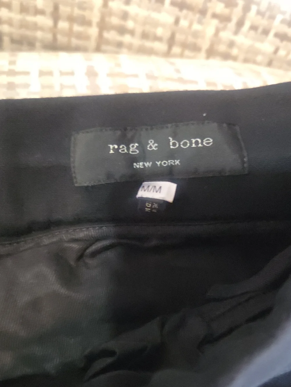 Front Pockted Jogger Pants Size M